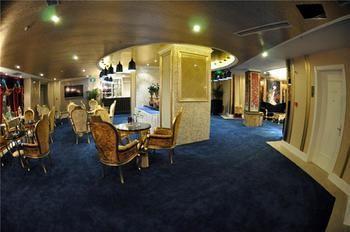 Chongqing Alexander Hotel エクステリア 写真