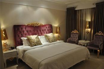 Chongqing Alexander Hotel エクステリア 写真